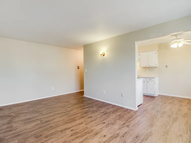 723 W Shiawassee St — Photo 7