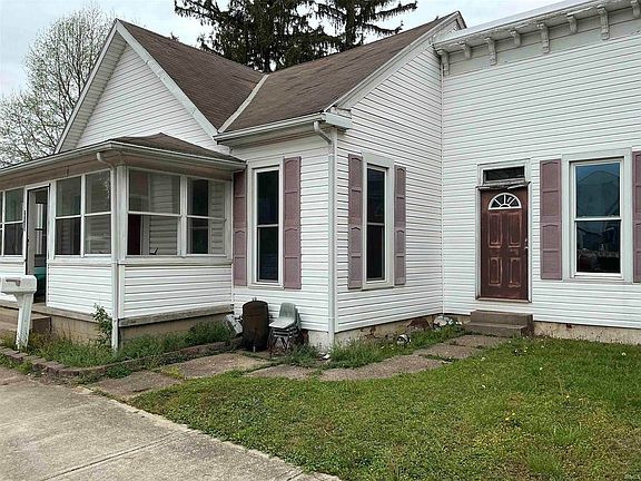 2nd image of 219 W Church St