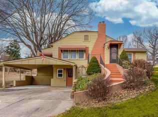 318 N Ash Ave, Independence, MO 64053