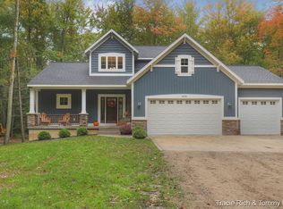 8636 Nugent Ave NE, Rockford, MI 49341
