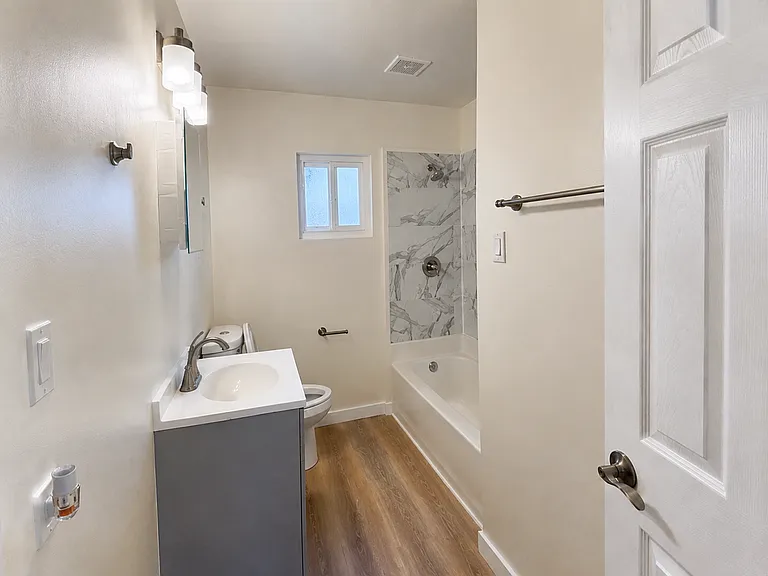 Downstairs Full Bath