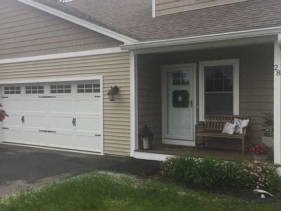 3rd image of 375 Pride St Unit 28