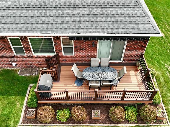 4th image of 58773 Valley View Dr #45