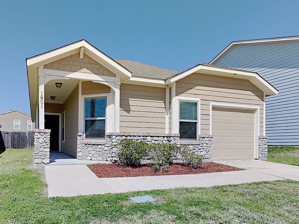 1st image of 1805 Wickham Dr