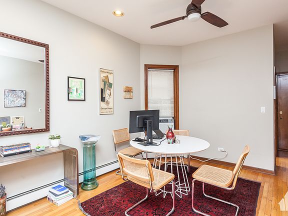 5th image of 3833 N Southport Ave APT 3R