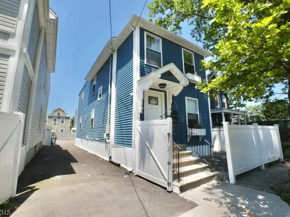 23 Howard St, Irvington Twp., NJ 07111