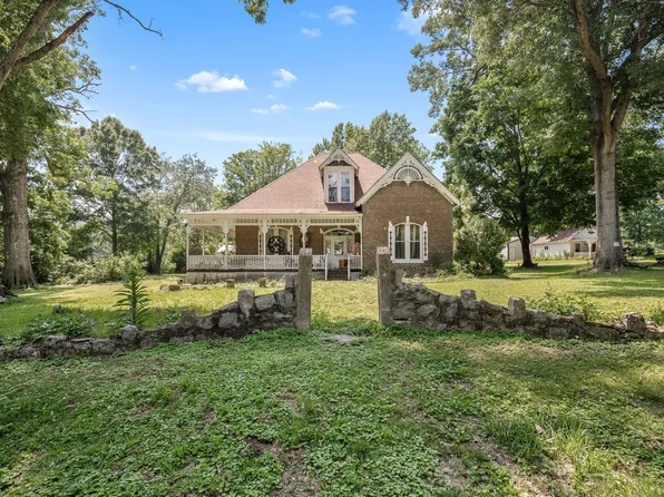310 S High St, Petersburg, TN 37144