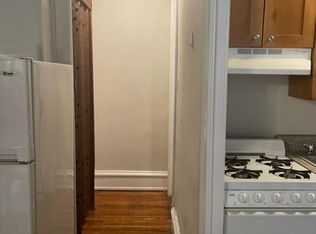 4051 Spruce St APT 1F, Philadelphia, PA 19104