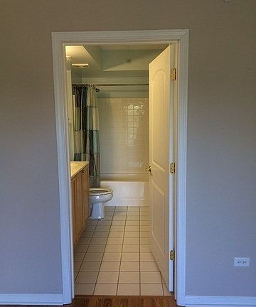 5th image of 635 Perrie Dr APT 302-2