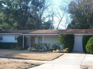 2422 Burlingame Dr W, Jacksonville, FL 32211