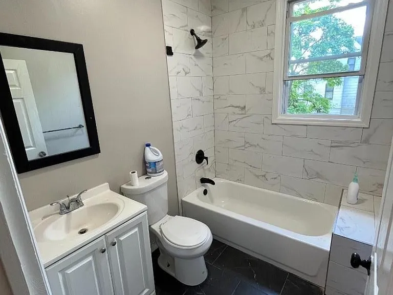 2-4 Ricord St #2 — Photo 3