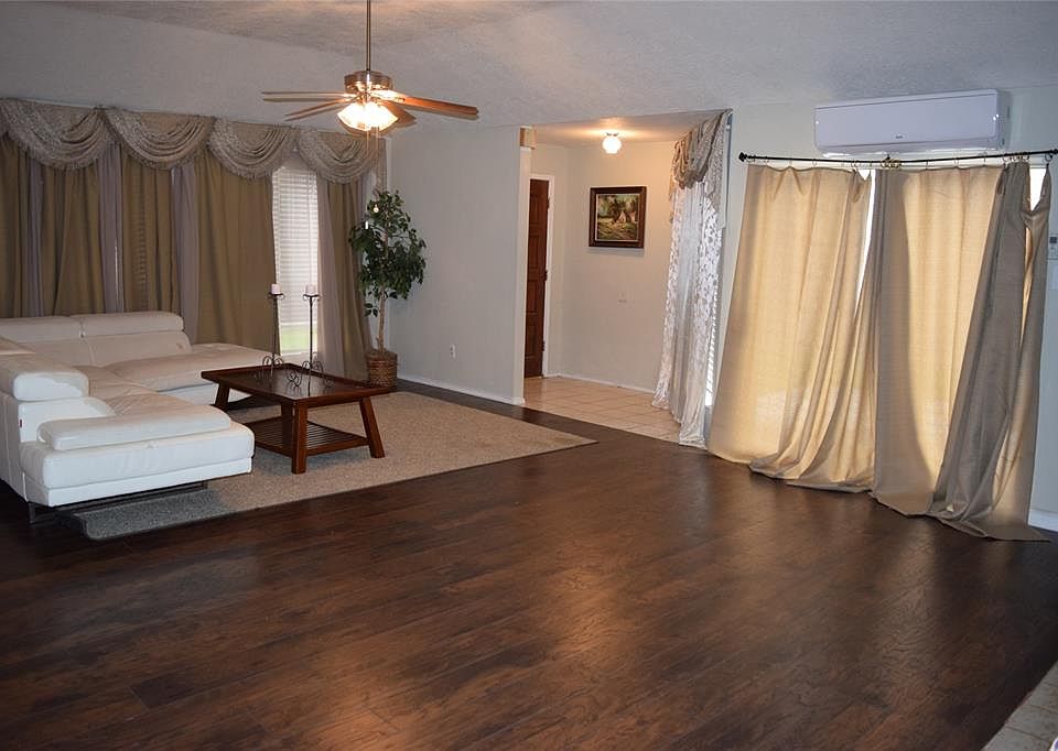 1st image of 7403 San Simeon Dr