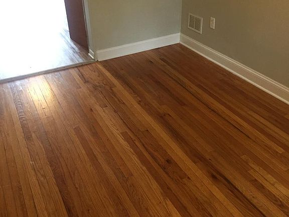 3rd image of 11430 S Saint Lawrence Ave Floor 2