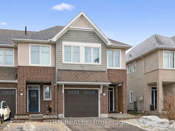 2850 Grand Canal St, Ottawa, ON K2J 6K9