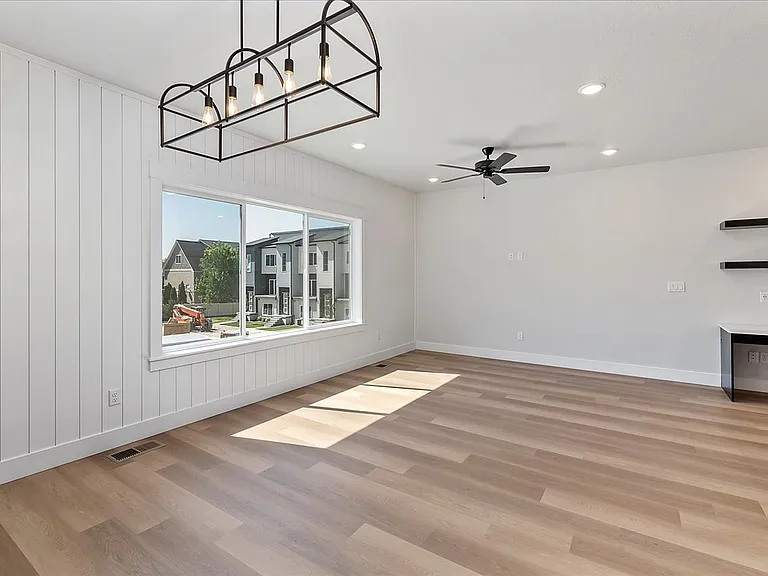 Bradbury Luxury Townhomes — Photo 83