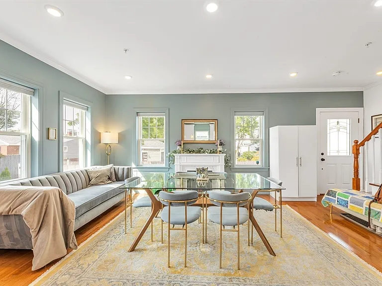28 Baltimore St #5 — Photo 4