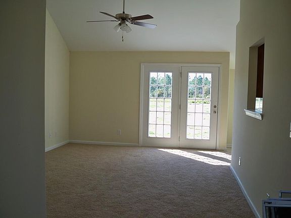 2nd image of 405 Hartley Dr