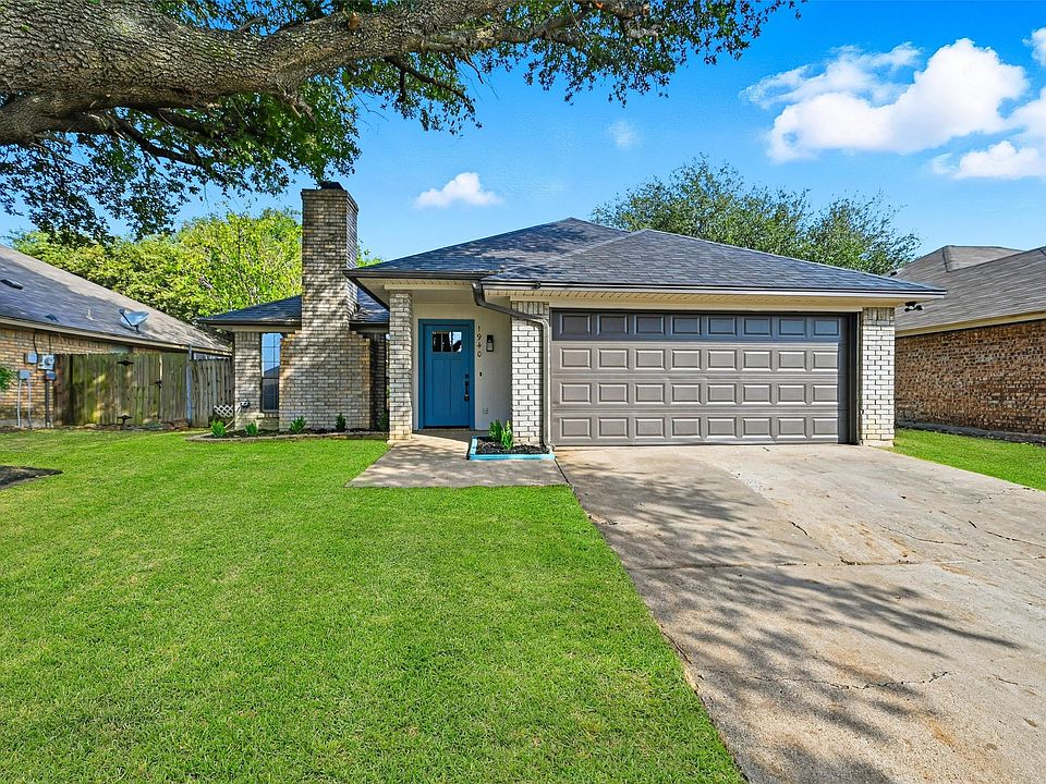 1st image of 1940 Berrybrook Dr