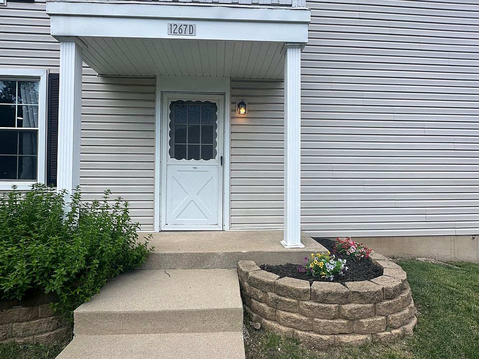 1st image of 1267 Prairie Ave