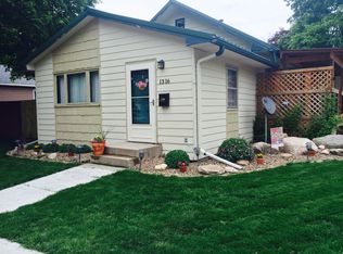 1316 14th St, Perry, IA 50220