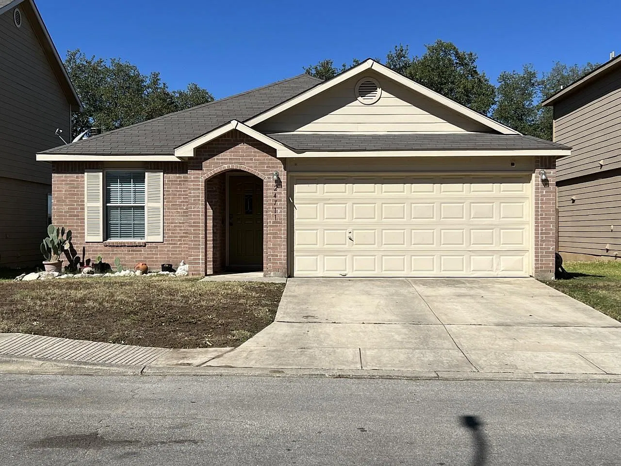 24711 Magnolia Fls — Photo 1
