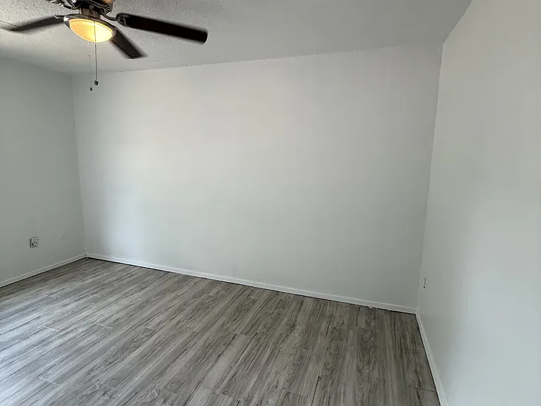 4860 Chesterwood Ct #1 — Photo 13