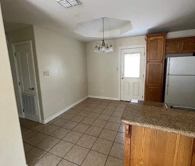 1205 S Palm Dr #4 — Photo 4