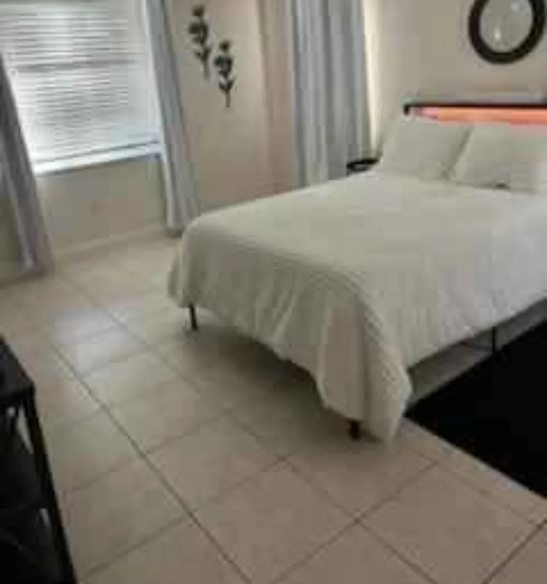 2 bed, 1300 sqft, $1,500 — Photo 1