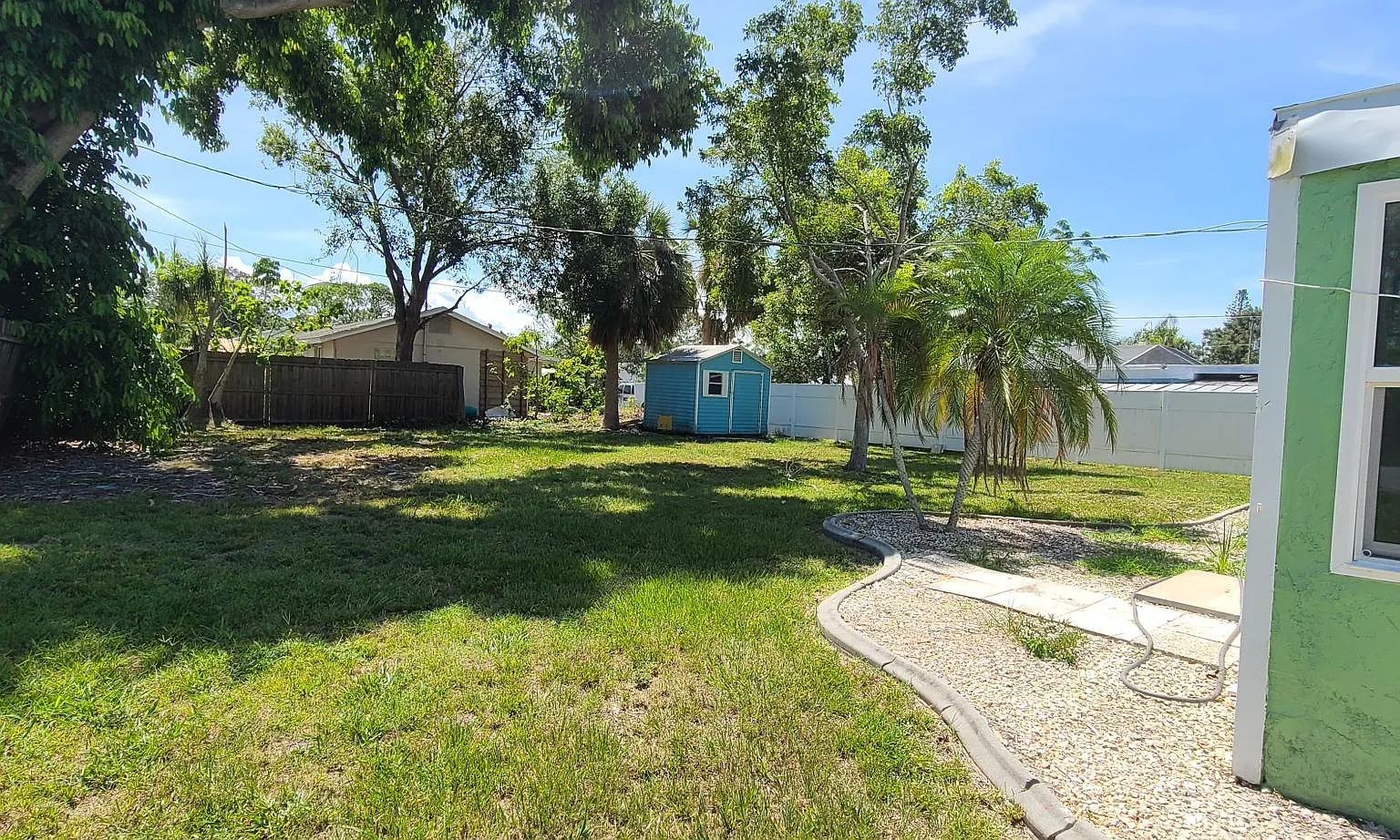 105 Magnolia Ave — Photo 4