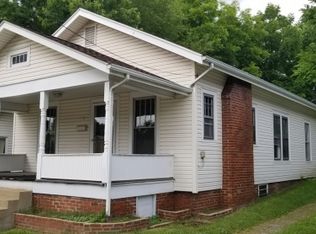 1205 S Roan St, Johnson City, TN 37601