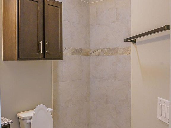 5th image of 1402 S C St #12