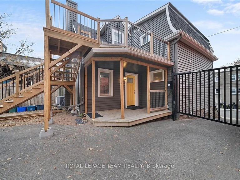 135 Upper Lorne Pl #2 — Photo 16