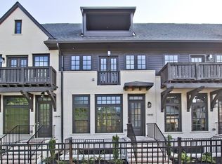 6642 Sterling Dr, Atlanta, GA 30328