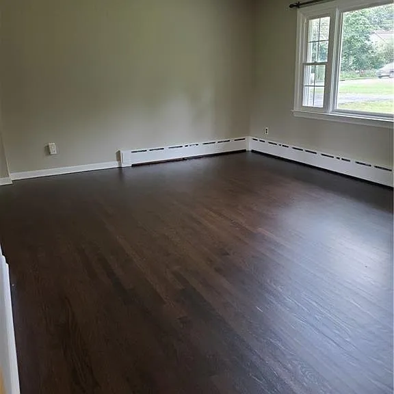 349 S Middletown Rd — Photo 4