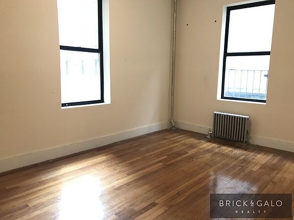 3rd image of 10 Midwood St APT 3I