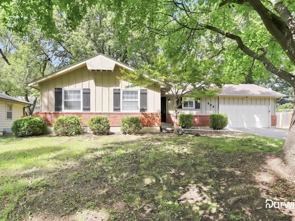 808 N Piute Ave, Independence, MO 64056
