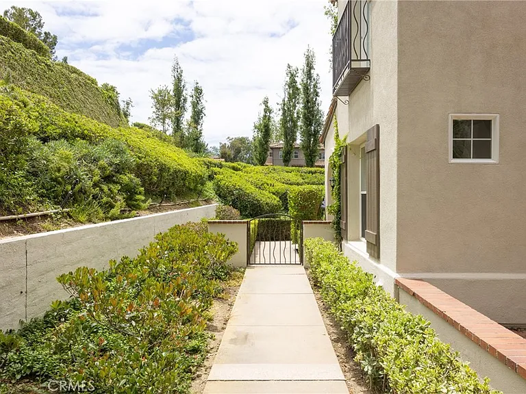 14 Celano Ct — Photo 21