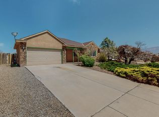 7321 Mackenzie Dr NE, Rio Rancho, NM 87144