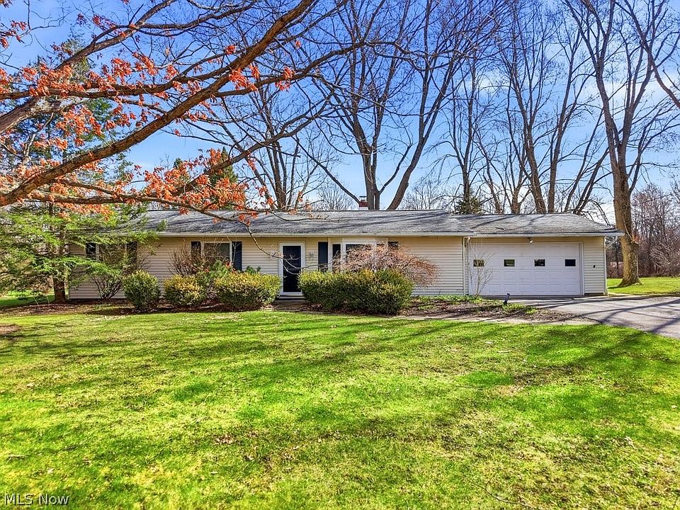 1st image of 110 Leaview Ln