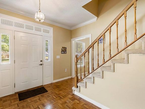3rd image of 1028 Candlewood Dr