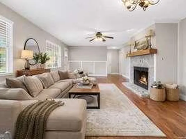 231 Meadowbrook Dr, McDonough, GA 30253