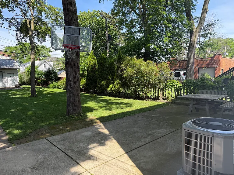 8016 Floral Ave #1 — Photo 11