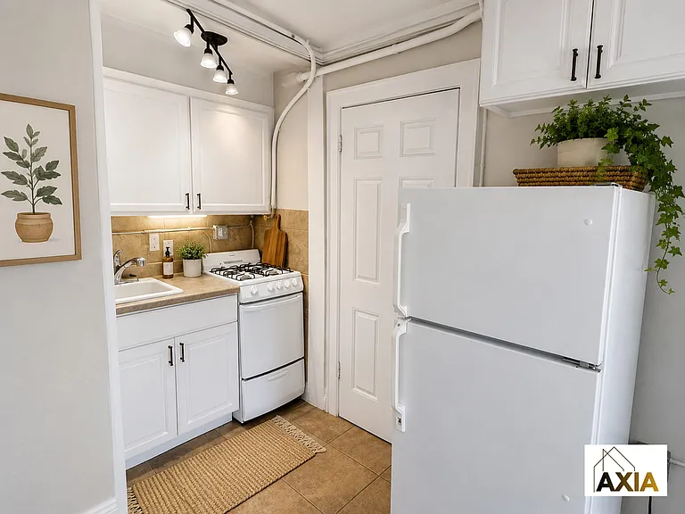 1215 E 14th Ave #3 — Photo 2