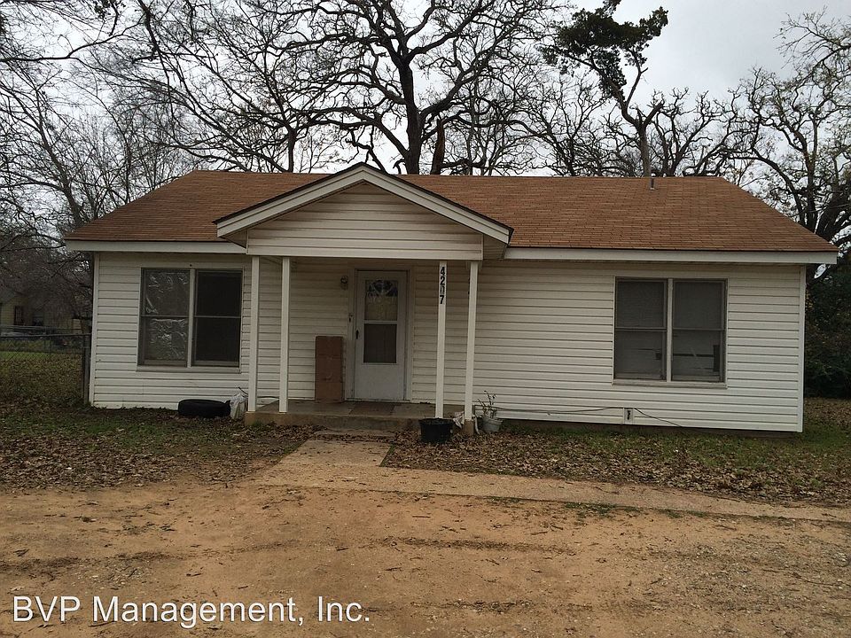 2nd image of 4207 N Texas Ave