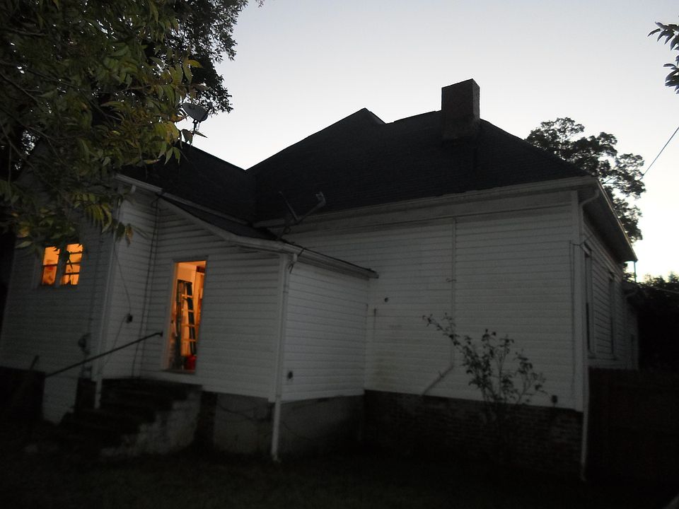2nd image of 172 York St
