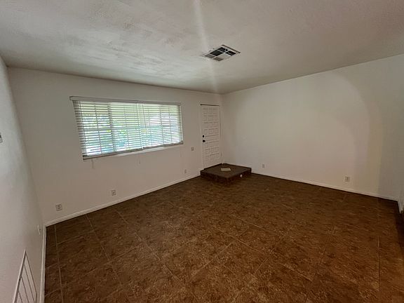 4th image of 41745 Lima Hall Rd