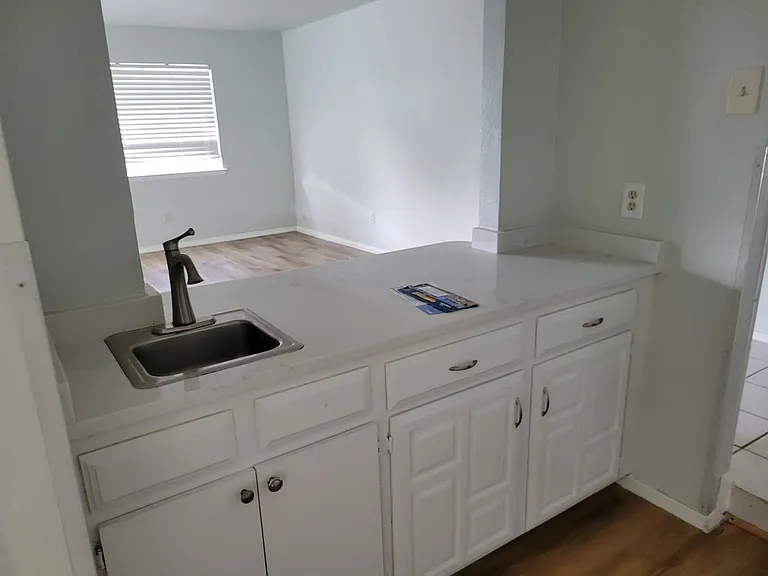 1513 Purdue Cir — Photo 6