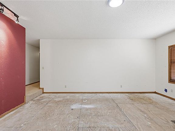 3rd image of 2710 N Michigan St