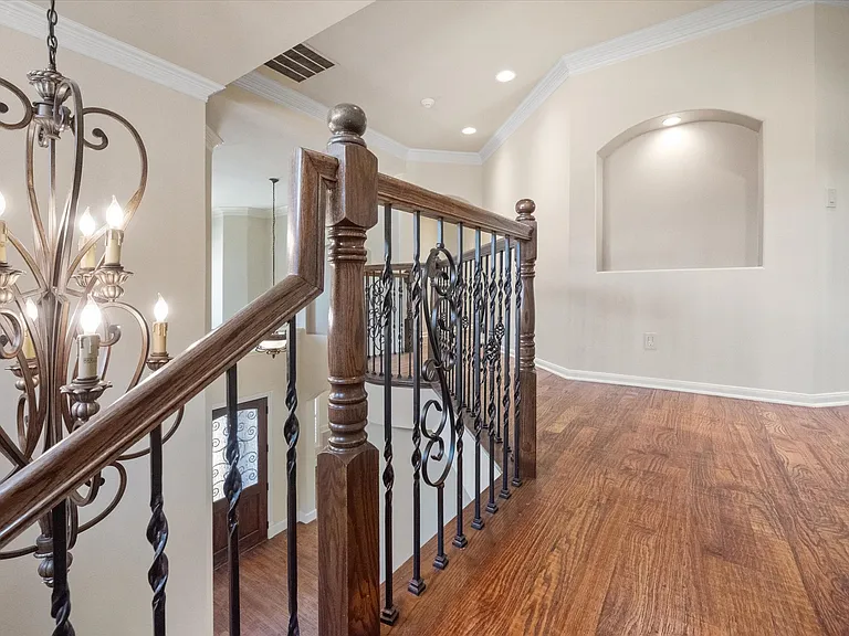 10941 Yorkshire Ln — Photo 28