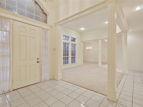 3rd image of 1103 Hardage Cir